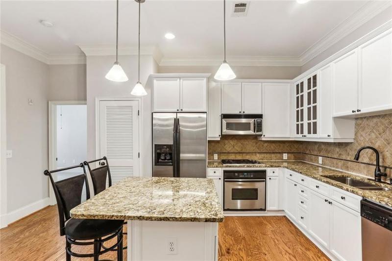 Image for property 11 Perimeter Center 1402, Dunwoody, GA 30346