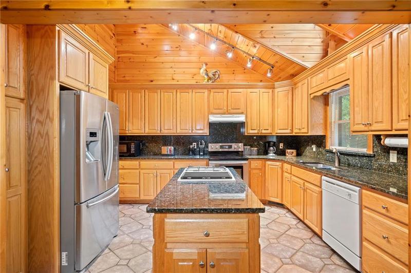 Image for property 5 Tally Mountain Road, Jasper, GA 30143
