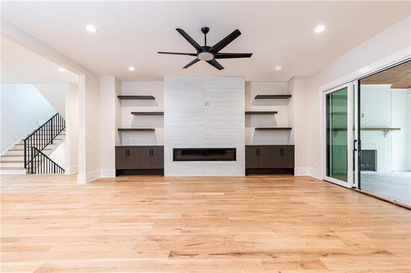 Image for property 6175 River Shore Parkway, Atlanta, GA 30328