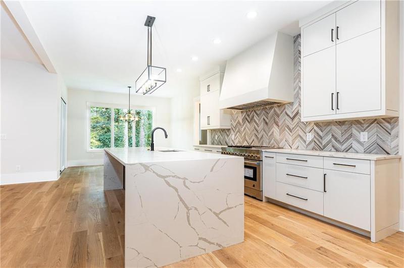 Image for property 6175 River Shore Parkway, Atlanta, GA 30328