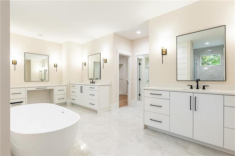 Image for property 6175 River Shore Parkway, Atlanta, GA 30328