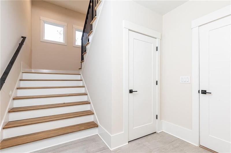 Image for property 6175 River Shore Parkway, Atlanta, GA 30328