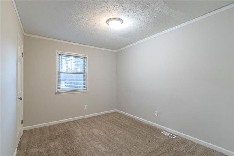 Image for property 2098 Mallard Crest, Lithonia, GA 30058