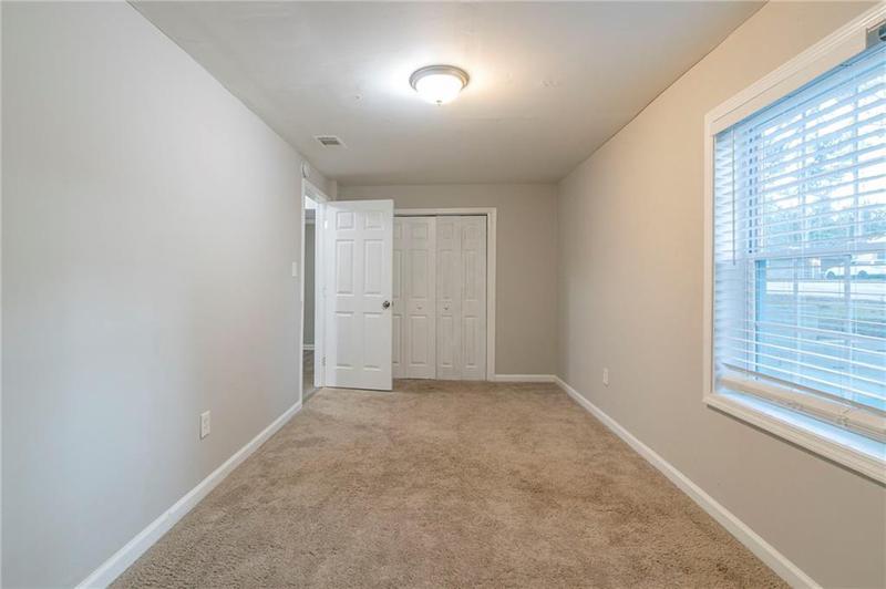 Image for property 2098 Mallard Crest, Lithonia, GA 30058