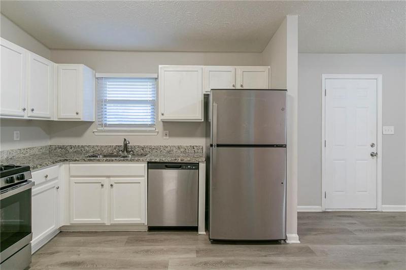 Image for property 2098 Mallard Crest, Lithonia, GA 30058