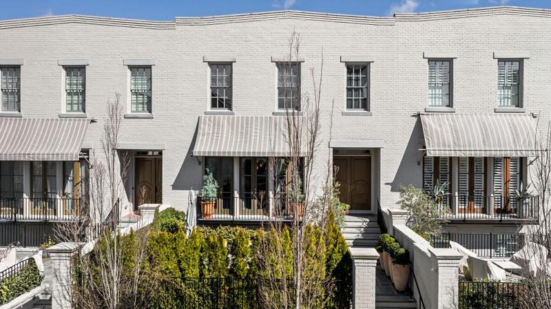 Image for property 210 Calypso Circle, Atlanta, GA 30305