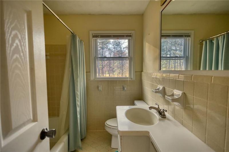 Image for property 26 Loyd Cemetery Road, Newborn, GA 30056