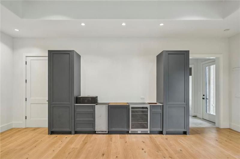 Image for property 825 Kenry Court, Atlanta, GA 30342