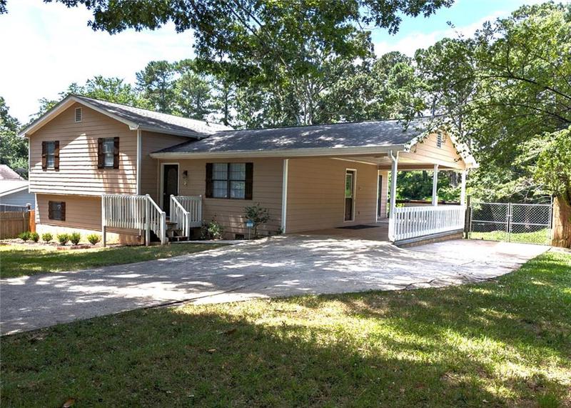 Image for property 1041 Waverly Drive Drive, Lawrenceville, GA 30046