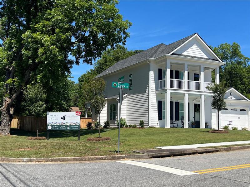 Image for property 3 Cherokee Street, Newnan, GA 30263