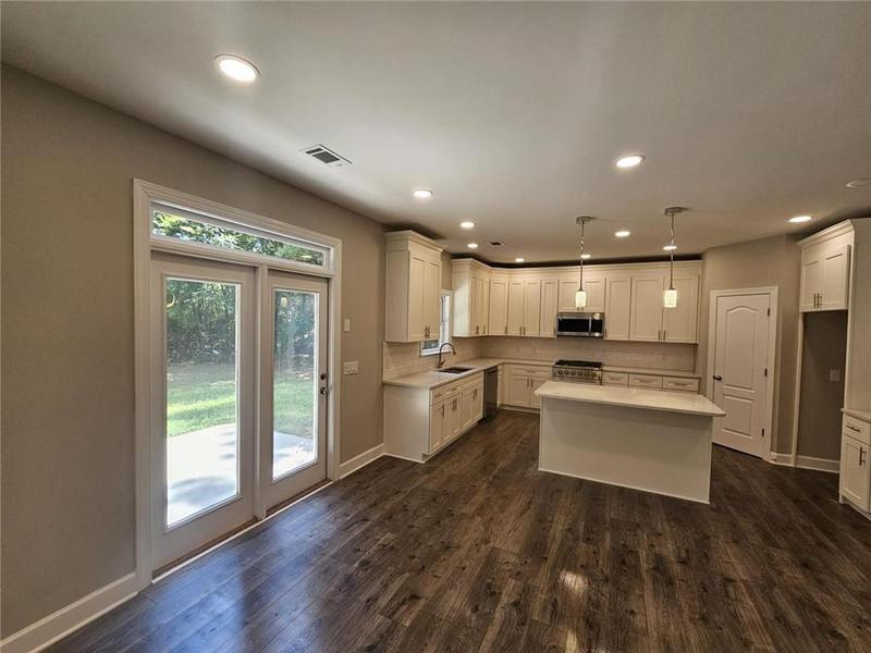 Image for property 2900 Brandford Trail, Locust Grove, GA 30248