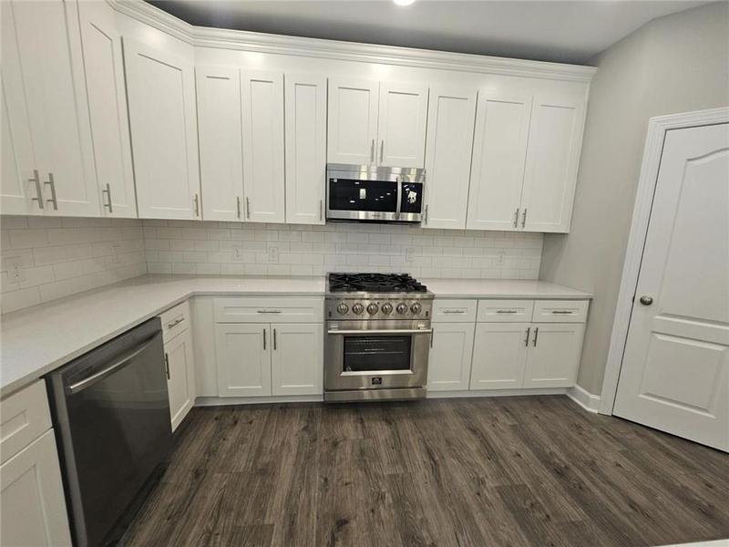 Image for property 2900 Brandford Trail, Locust Grove, GA 30248