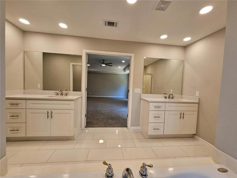Image for property 2900 Brandford Trail, Locust Grove, GA 30248