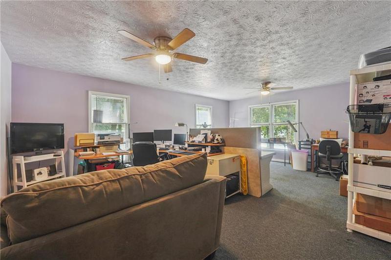 Image for property 3191 Limrick Lane, Snellville, GA 30039