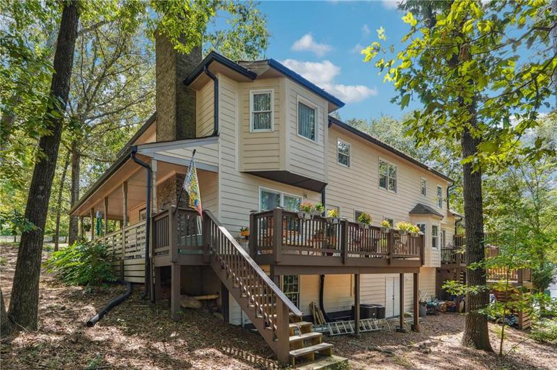 Image for property 3191 Limrick Lane, Snellville, GA 30039