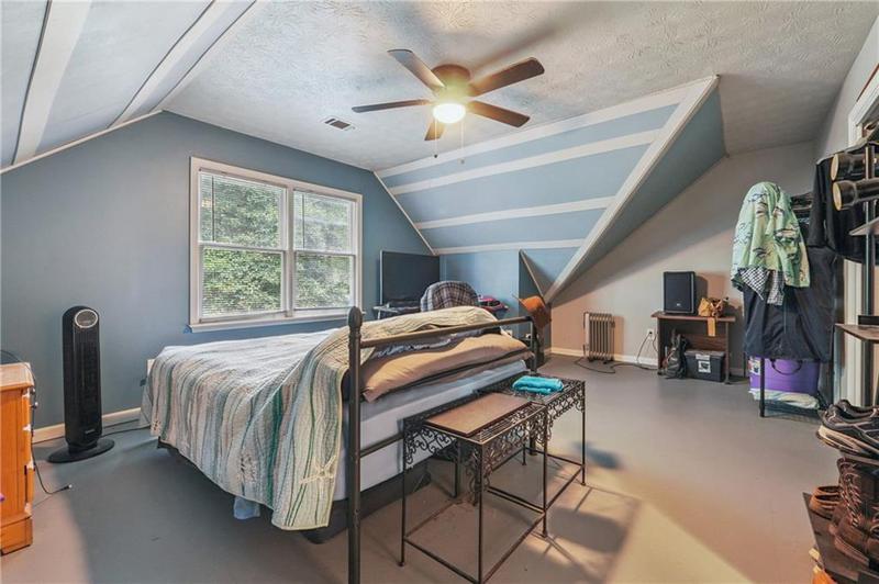 Image for property 3191 Limrick Lane, Snellville, GA 30039