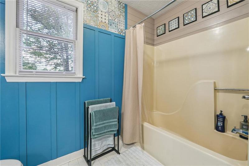 Image for property 3191 Limrick Lane, Snellville, GA 30039