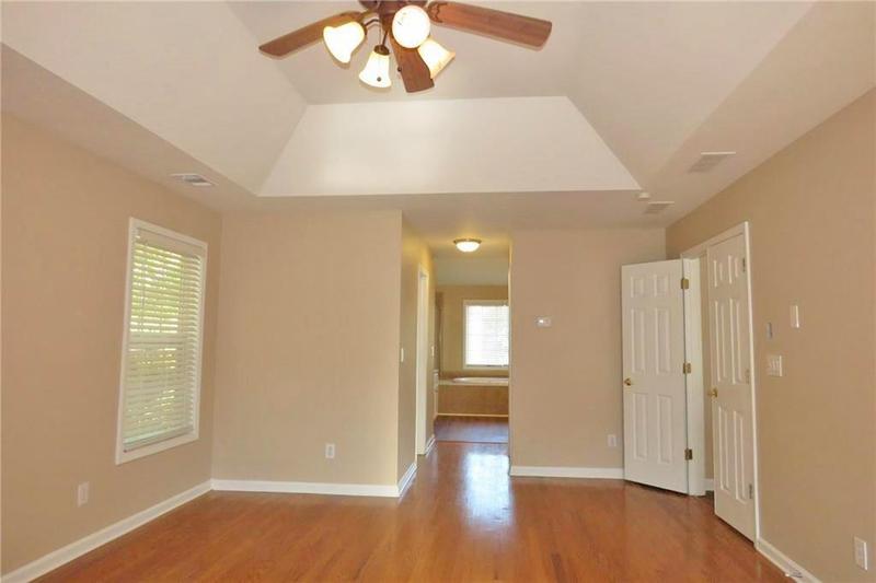 Image for property 3466 Walnut Ridge, Atlanta, GA 30349