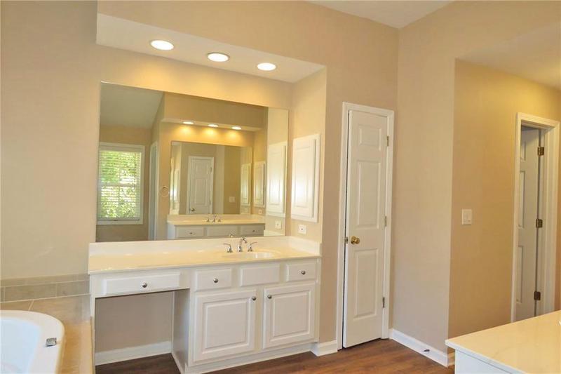 Image for property 3466 Walnut Ridge, Atlanta, GA 30349