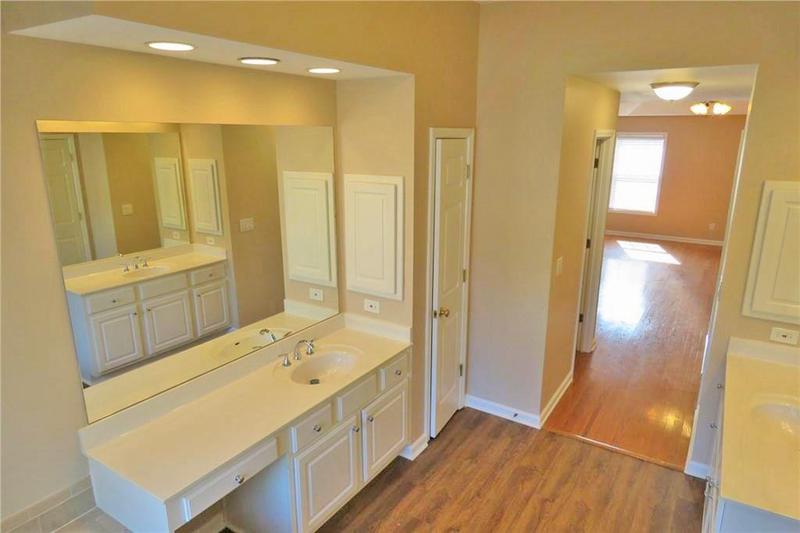 Image for property 3466 Walnut Ridge, Atlanta, GA 30349