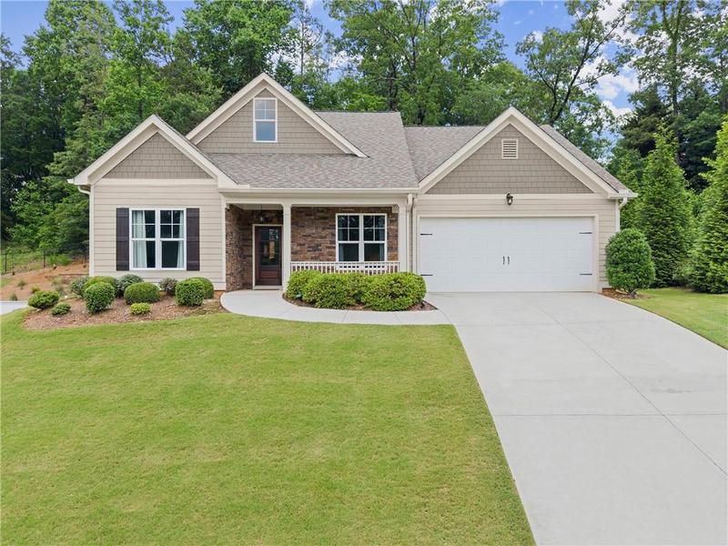 Image for property 3521 Phoenix Cove Drive, Gainesville, GA 30506