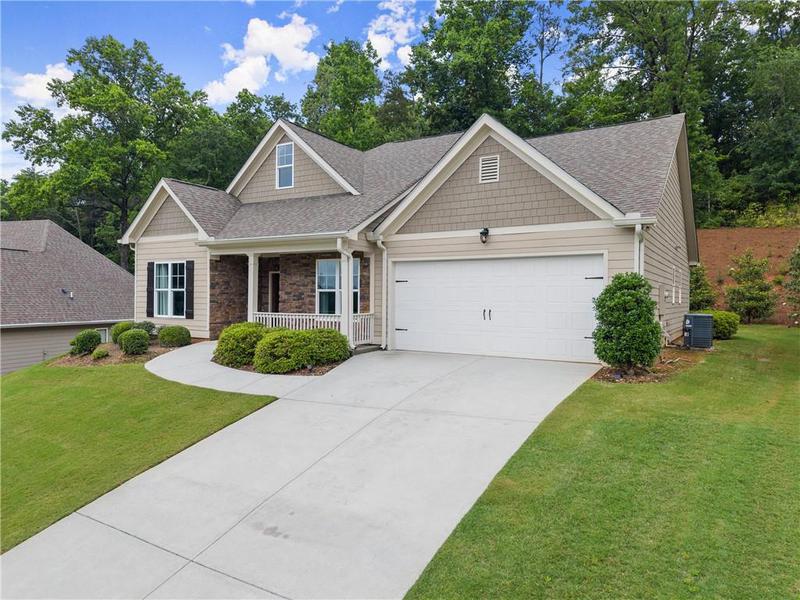 Image for property 3521 Phoenix Cove Drive, Gainesville, GA 30506