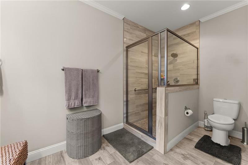 Image for property 3521 Phoenix Cove Drive, Gainesville, GA 30506