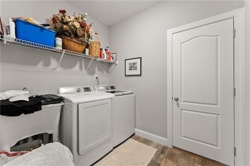 Image for property 3521 Phoenix Cove Drive, Gainesville, GA 30506