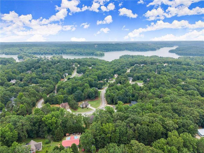 Image for property 3521 Phoenix Cove Drive, Gainesville, GA 30506
