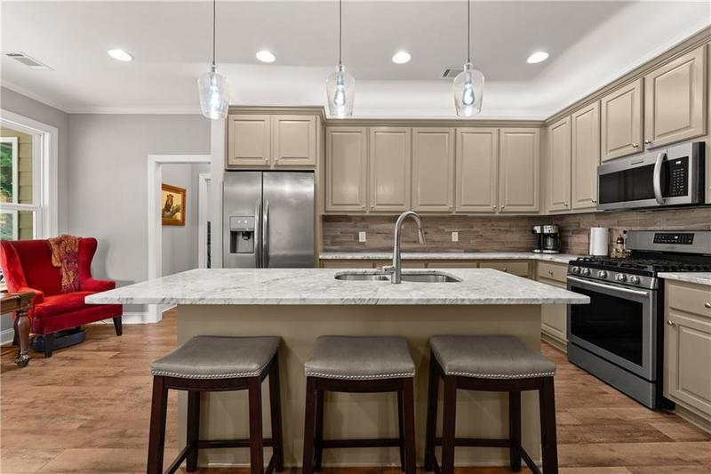 Image for property 3521 Phoenix Cove Drive, Gainesville, GA 30506