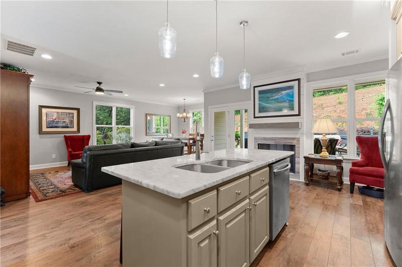 Image for property 3521 Phoenix Cove Drive, Gainesville, GA 30506