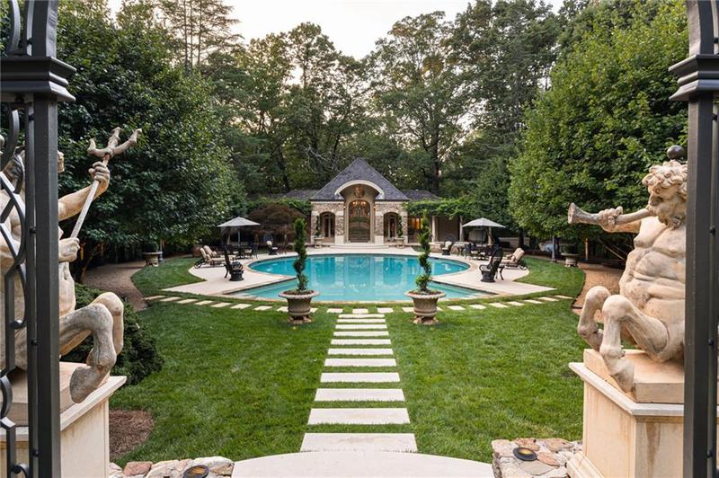 Image for property 4665 Riverview Road, Atlanta, GA 30327
