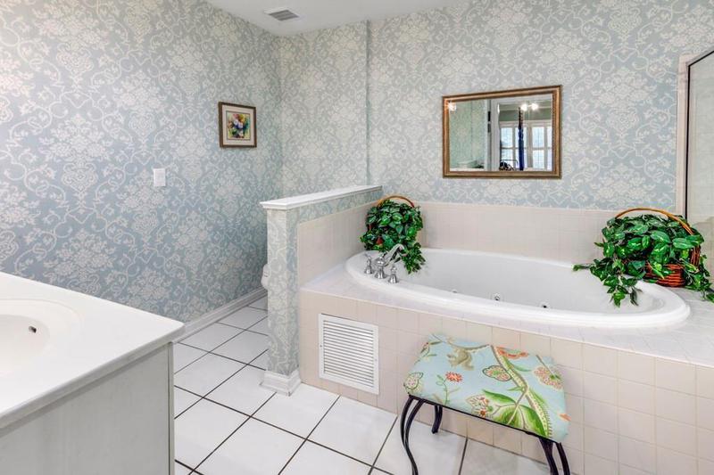 Image for property 211 Colonial Homes Drive 1301, Atlanta, GA 30309
