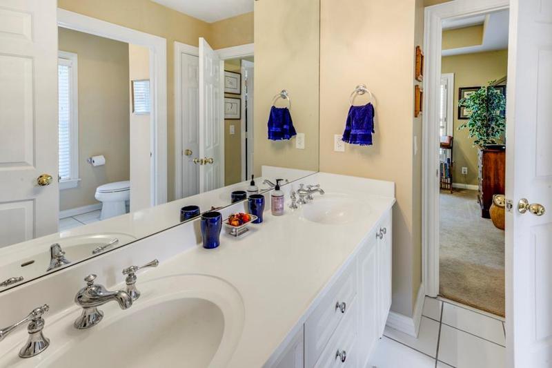 Image for property 211 Colonial Homes Drive 1301, Atlanta, GA 30309