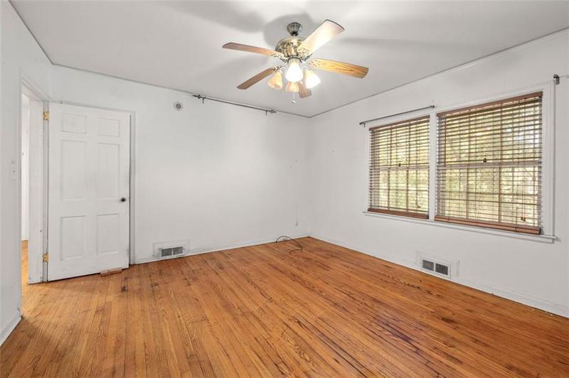 Image for property 2490 Cascade Road, Atlanta, GA 30311