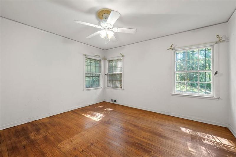 Image for property 2490 Cascade Road, Atlanta, GA 30311