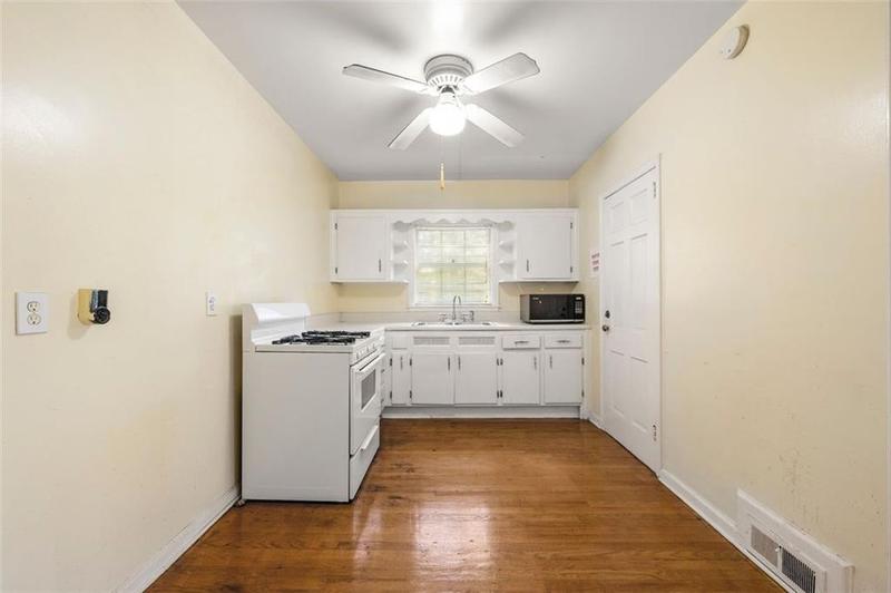 Image for property 2490 Cascade Road, Atlanta, GA 30311