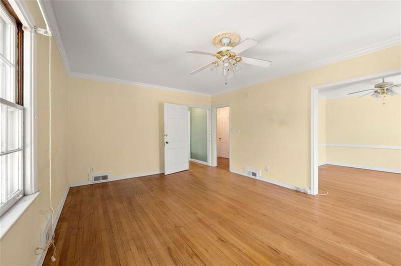 Image for property 2490 Cascade Road, Atlanta, GA 30311