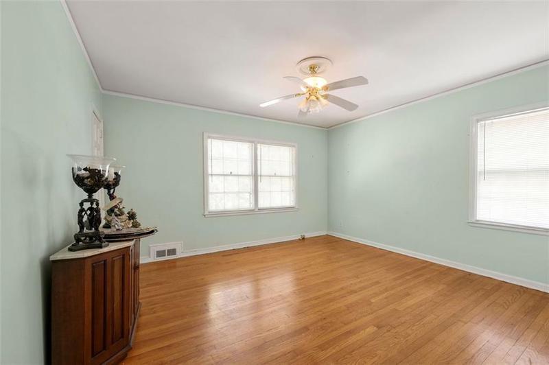 Image for property 2490 Cascade Road, Atlanta, GA 30311