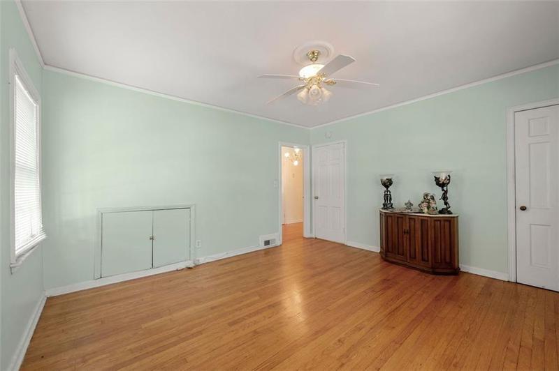 Image for property 2490 Cascade Road, Atlanta, GA 30311