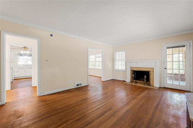 Image for property 2490 Cascade Road, Atlanta, GA 30311