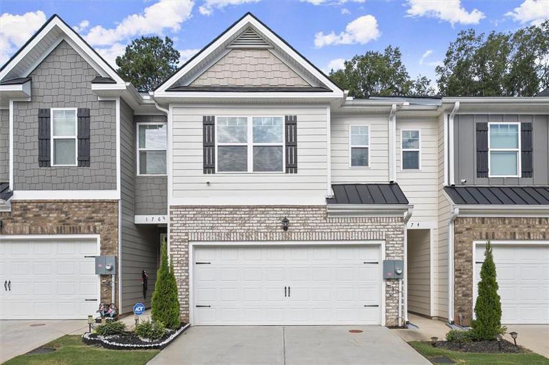 Image for property 174 Hampton Circle, Mcdonough, GA 30253