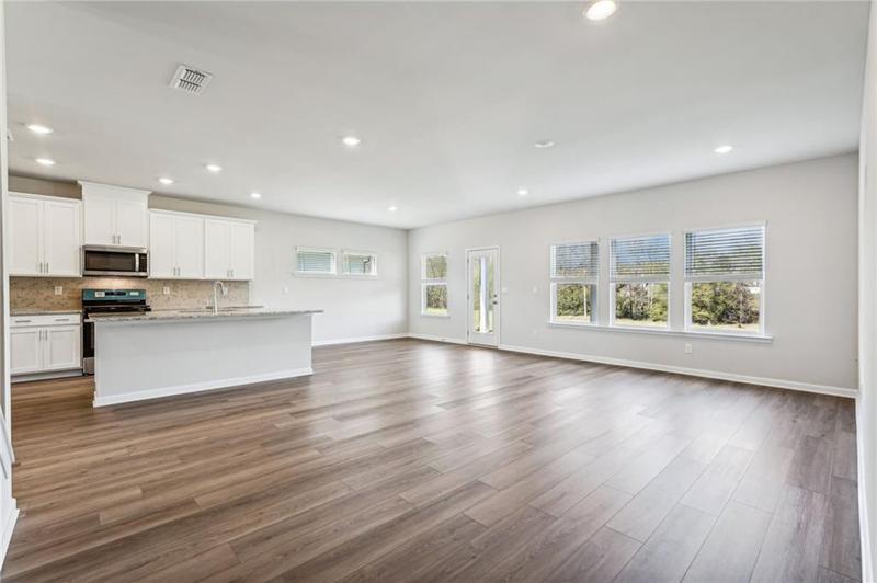 Image for property 325 Sope Creek Circle, Pendergrass, GA 30567