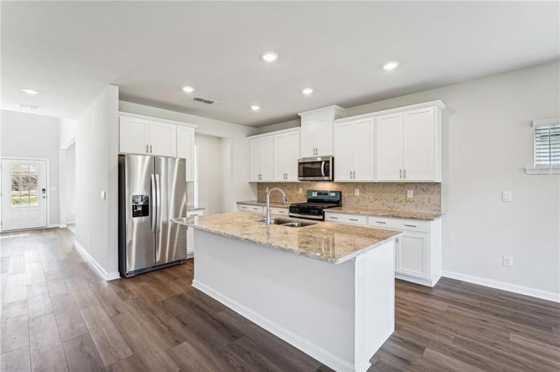 Image for property 325 Sope Creek Circle, Pendergrass, GA 30567