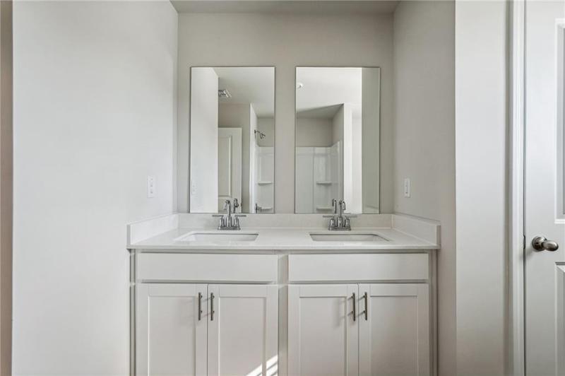 Image for property 325 Sope Creek Circle, Pendergrass, GA 30567