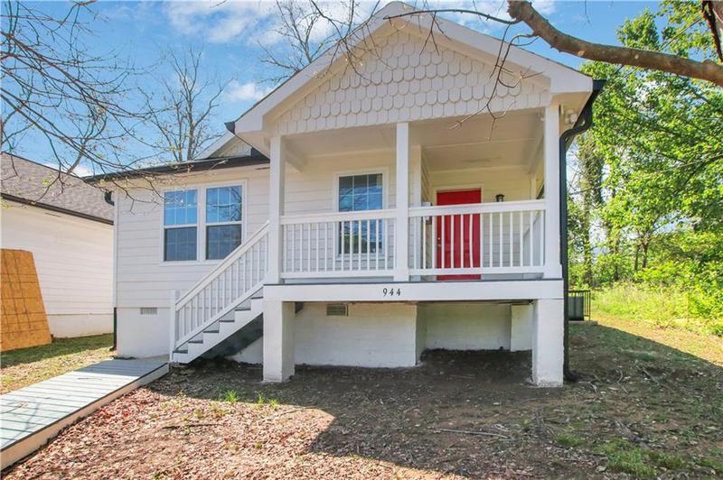 Image for property 944 Joseph E Boone Boulevard, Atlanta, GA 30314