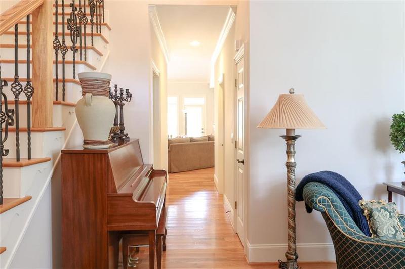 Image for property 8 Irwin Court, Rome, GA 30165