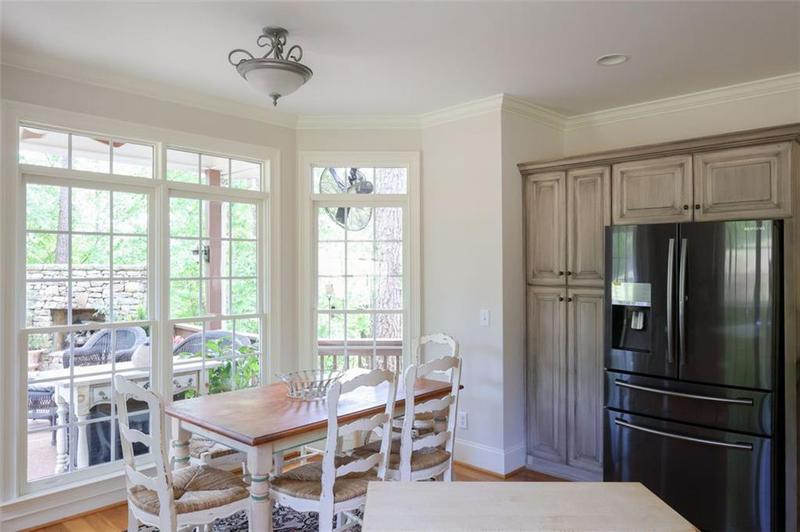 Image for property 8 Irwin Court, Rome, GA 30165