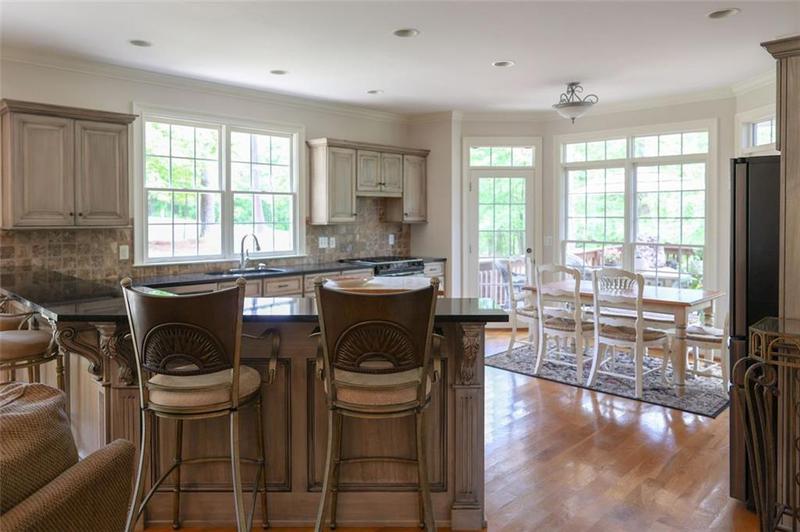 Image for property 8 Irwin Court, Rome, GA 30165