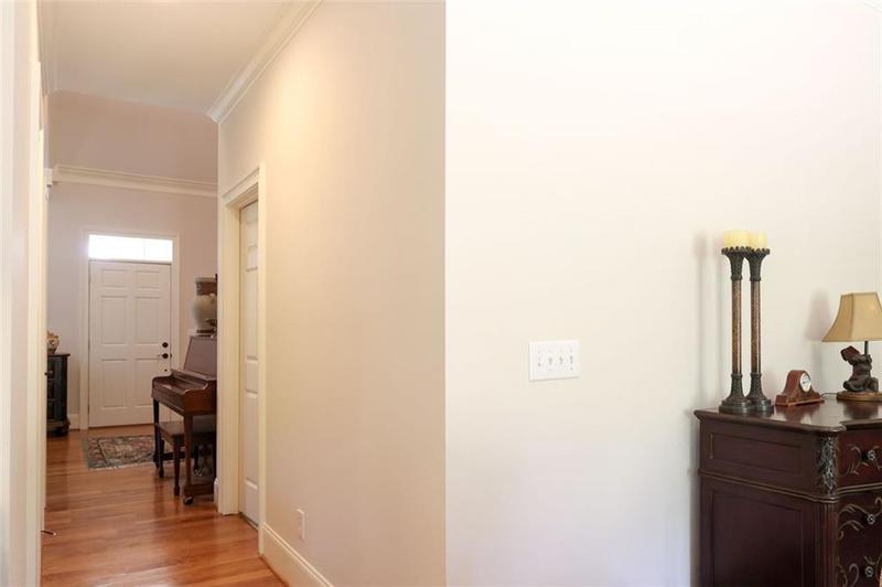 Image for property 8 Irwin Court, Rome, GA 30165